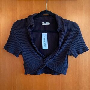 NWT black twist short sleeve collared crop top